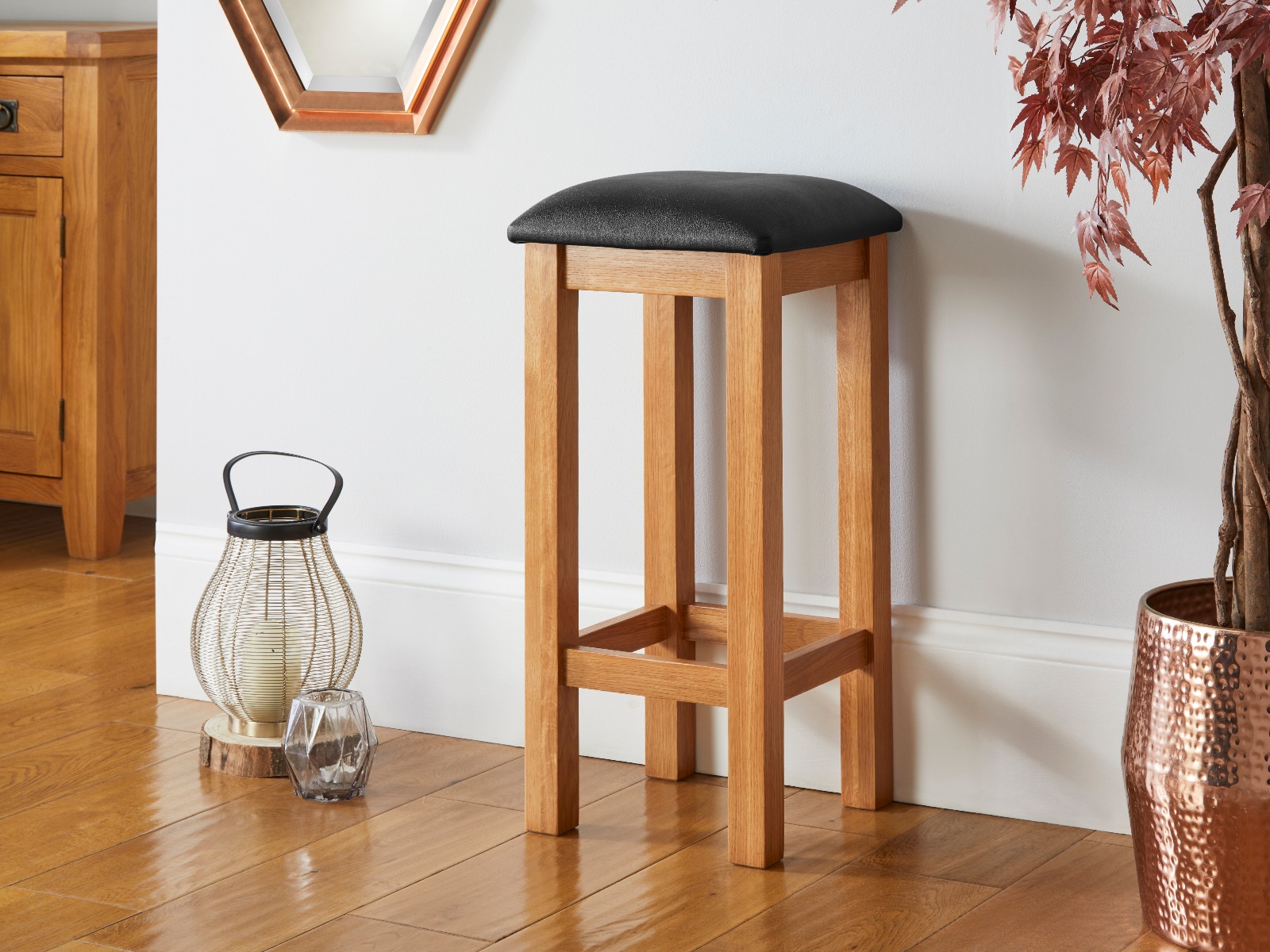 Oak and discount black bar stools