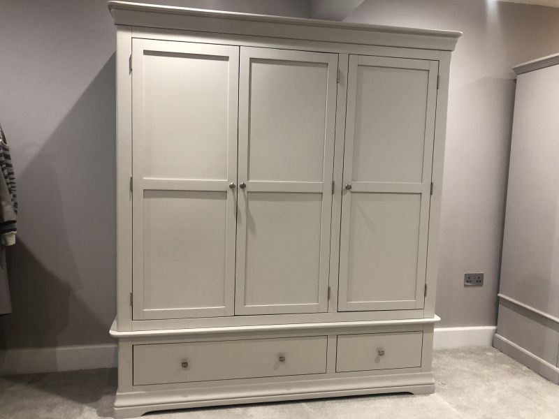 Toulouse Grey Painted Triple Wardrobe with Drawer - Free Delivery | Top ...